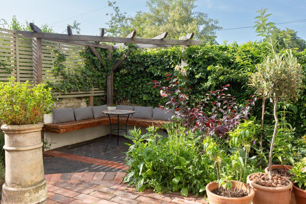 Lewes – Small Town Garden